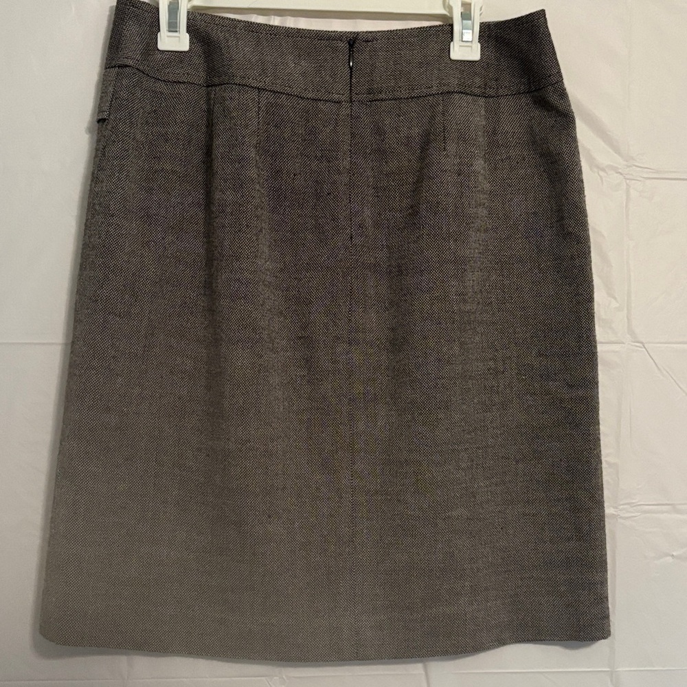 Elegant Women's Gray Pencil Skirt